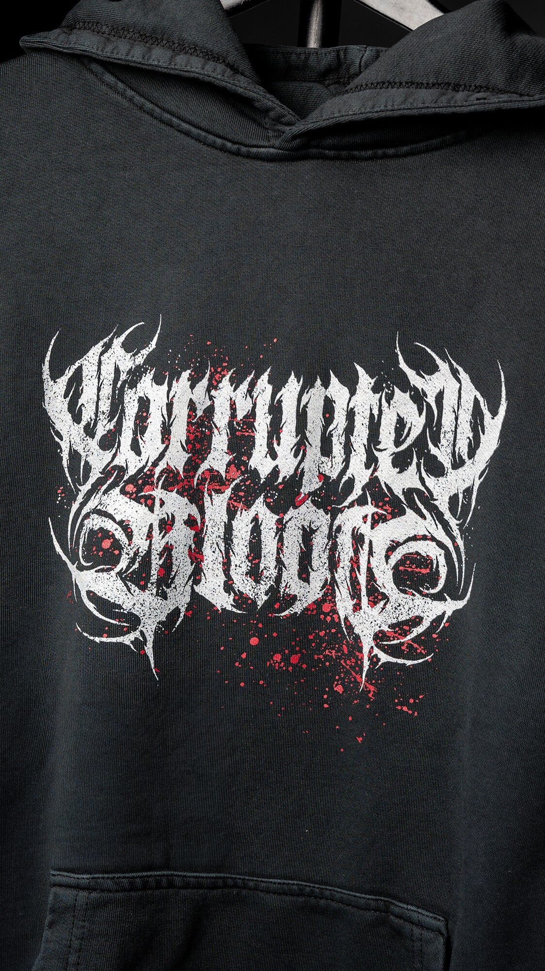https://images.bravado.de/prod/product-assets/corrupted-blood/corrupted-blood/products/506759/web/475677/image-thumb__475677__3000x3000_original/Corrupted-Blood_Baphomet-s-Revenge_Hoodie_s506759_o2430235_a475677_v12221587.eb1e5d34.jpg