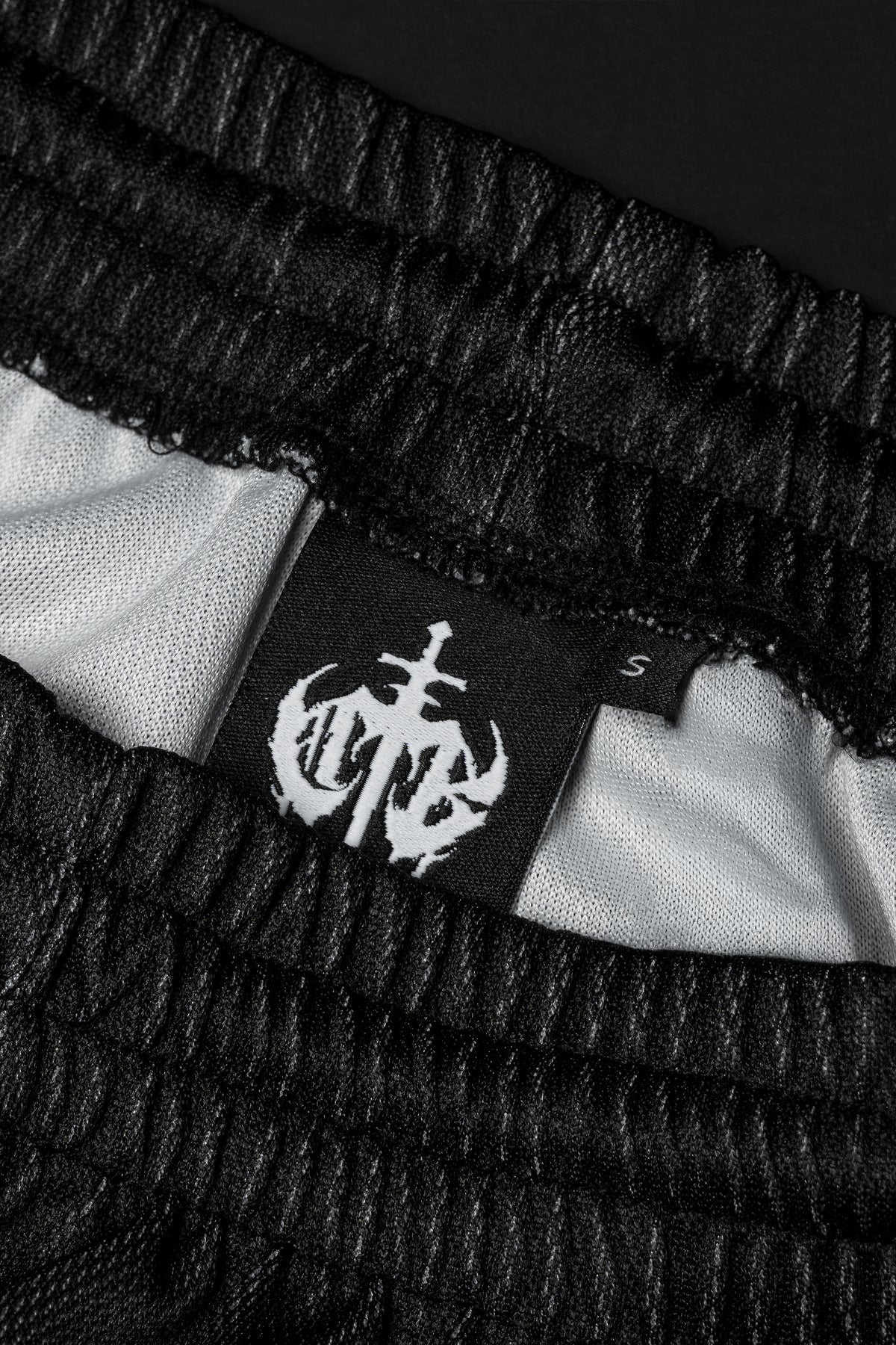 Corrupted Blood CREST SHORTS Shorts 453661