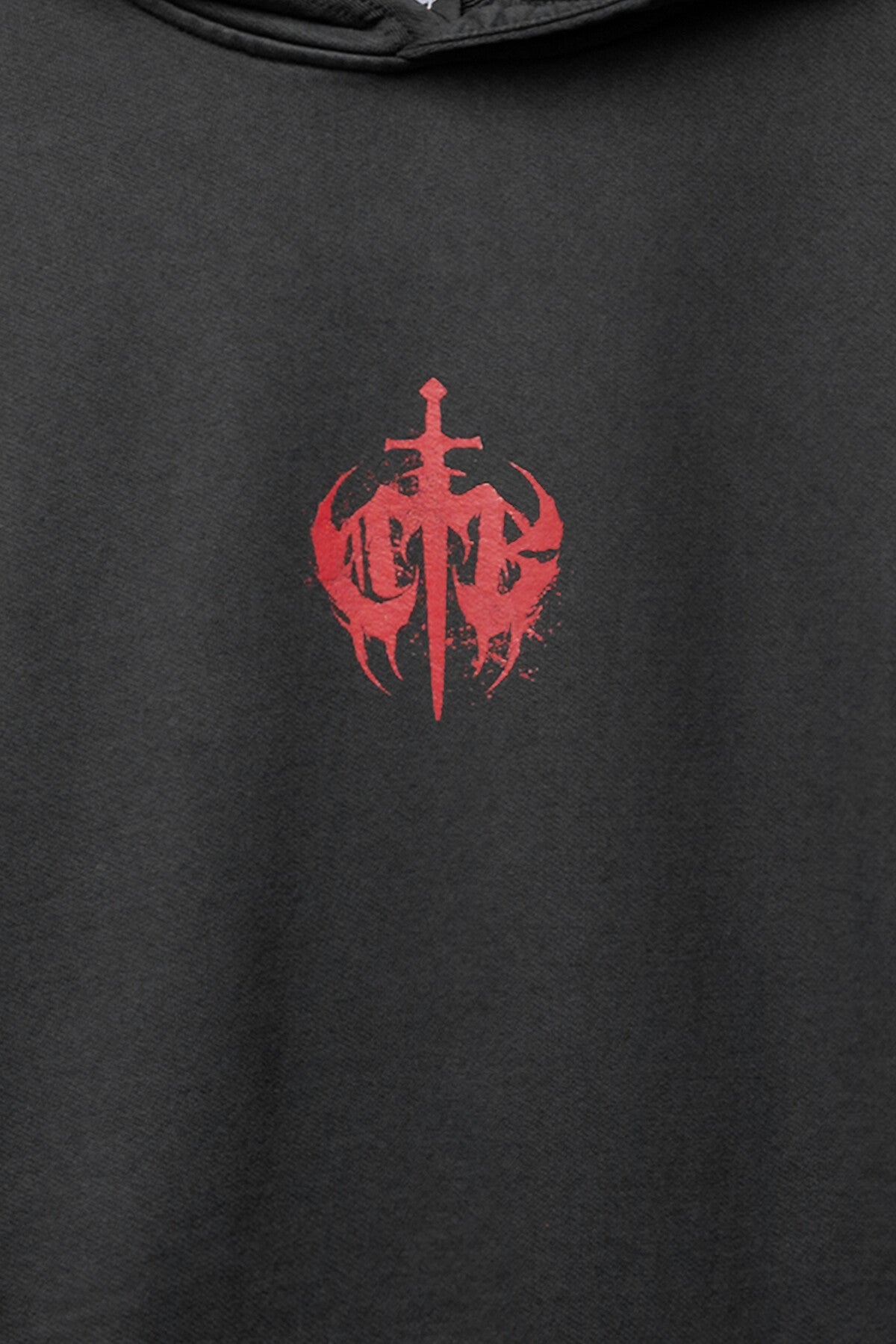 https://images.bravado.de/prod/product-assets/corrupted-blood/corrupted-blood/products/506757/web/450551/image-thumb__450551__3000x3000_original/Corrupted-Blood_Dead-or-Obsessed_Hoodie_s506757_o2430203_a450551_v11839690.dfc600e9.jpg