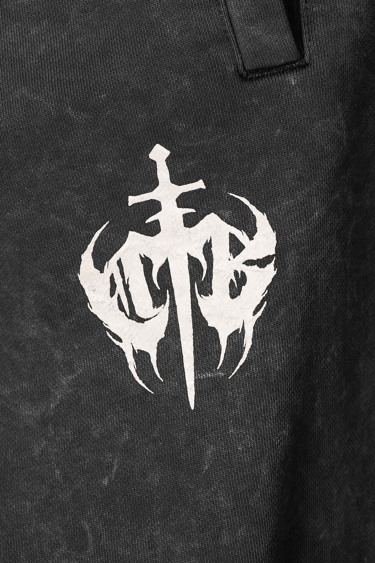 Corrupted Blood ESSENTIAL LOGO JOGGER Jogginghosen 405157