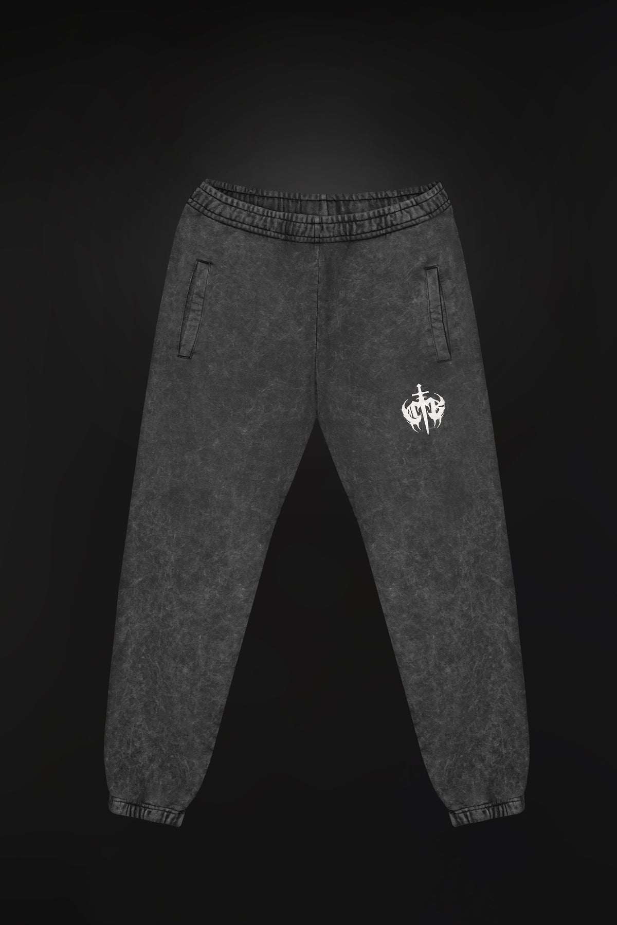 Corrupted Blood ESSENTIAL LOGO JOGGER Jogginghosen 459541