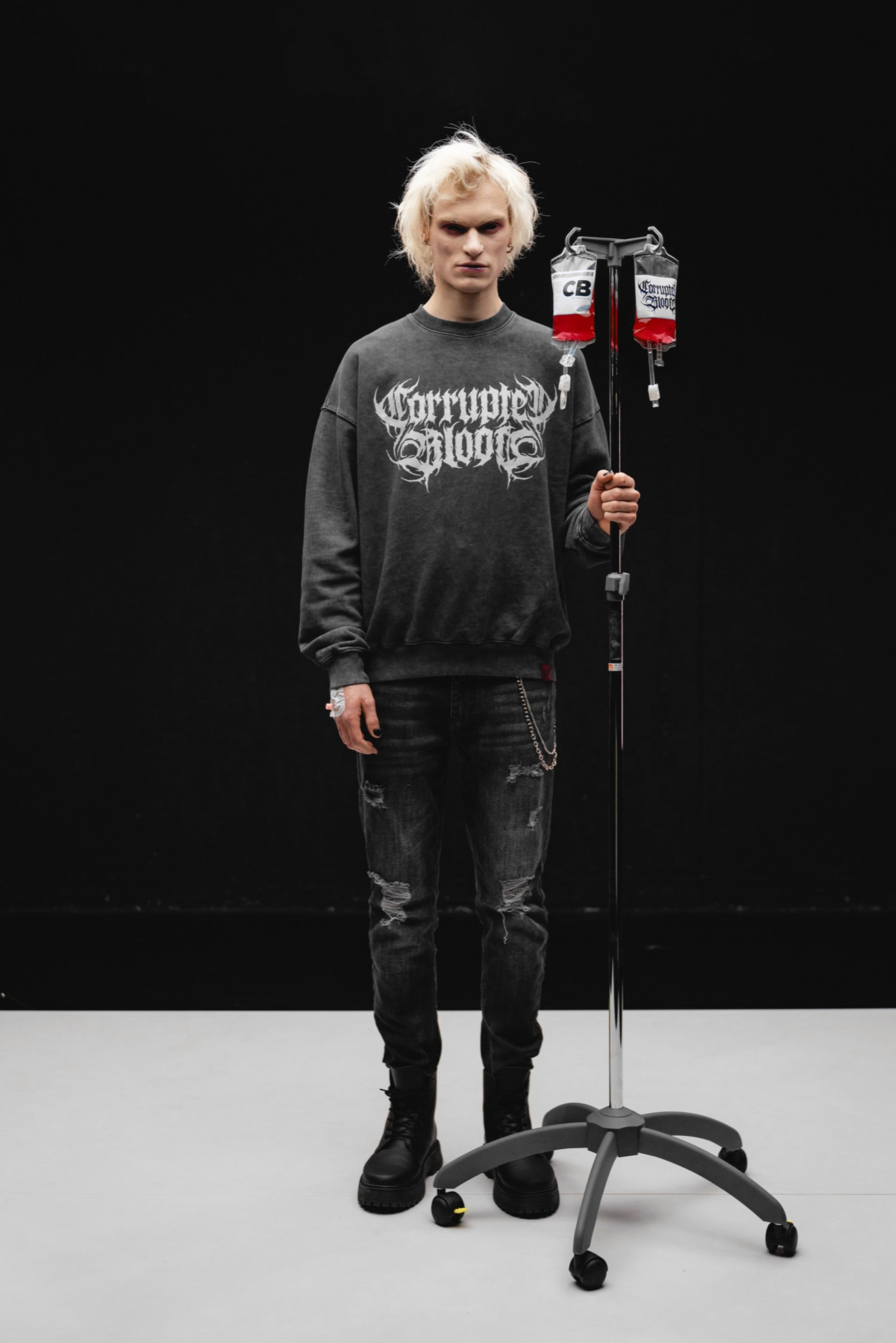Corrupted Blood ESSENTIAL LOGO Sweatshirt 434641