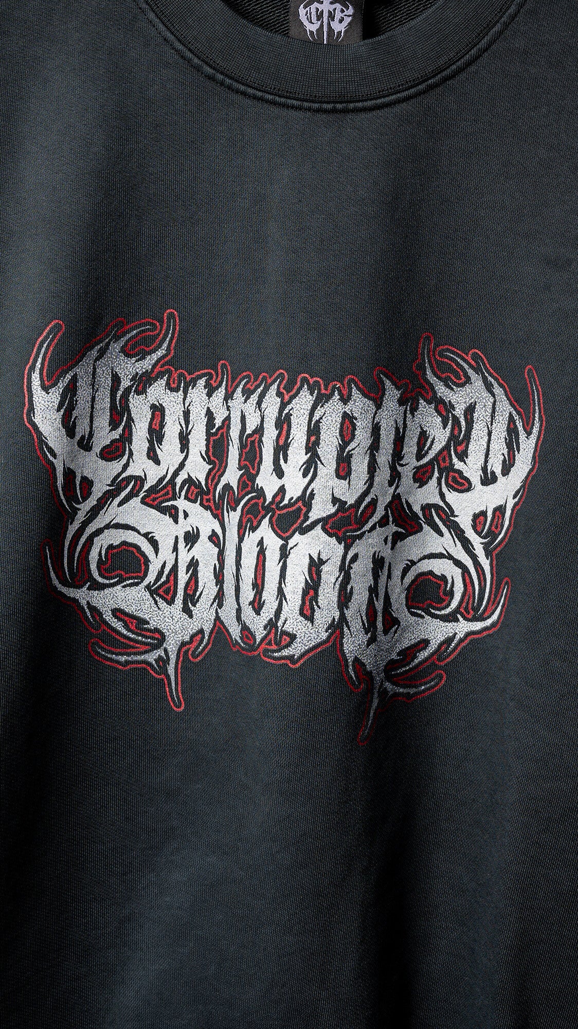 https://images.bravado.de/prod/product-assets/corrupted-blood/corrupted-blood/products/506755/web/475655/image-thumb__475655__3000x3000_original/Corrupted-Blood_Pray-to-the-Devil_Sweatshirt_s506755_o2430149_a475655_v12221503.ac4608e8.jpg