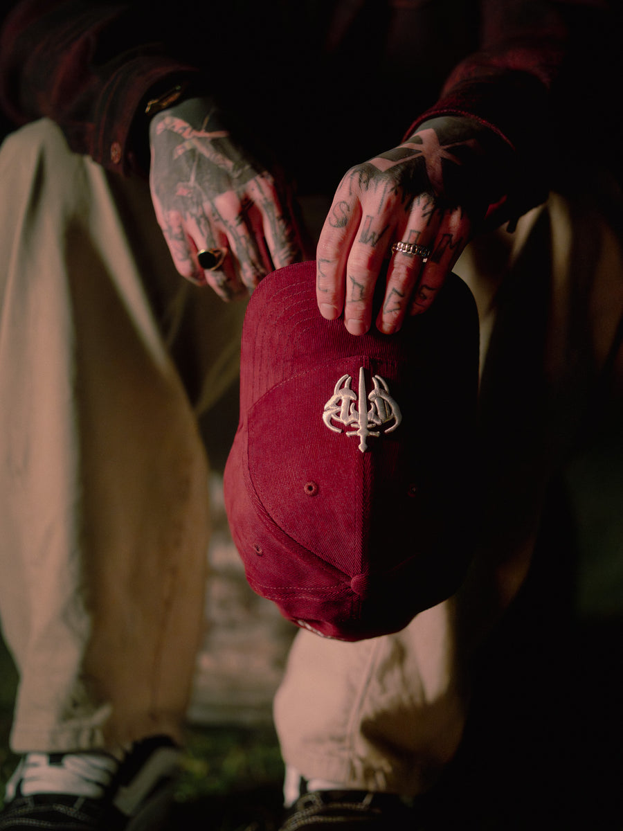 Bloodlines – Flanell und Cap